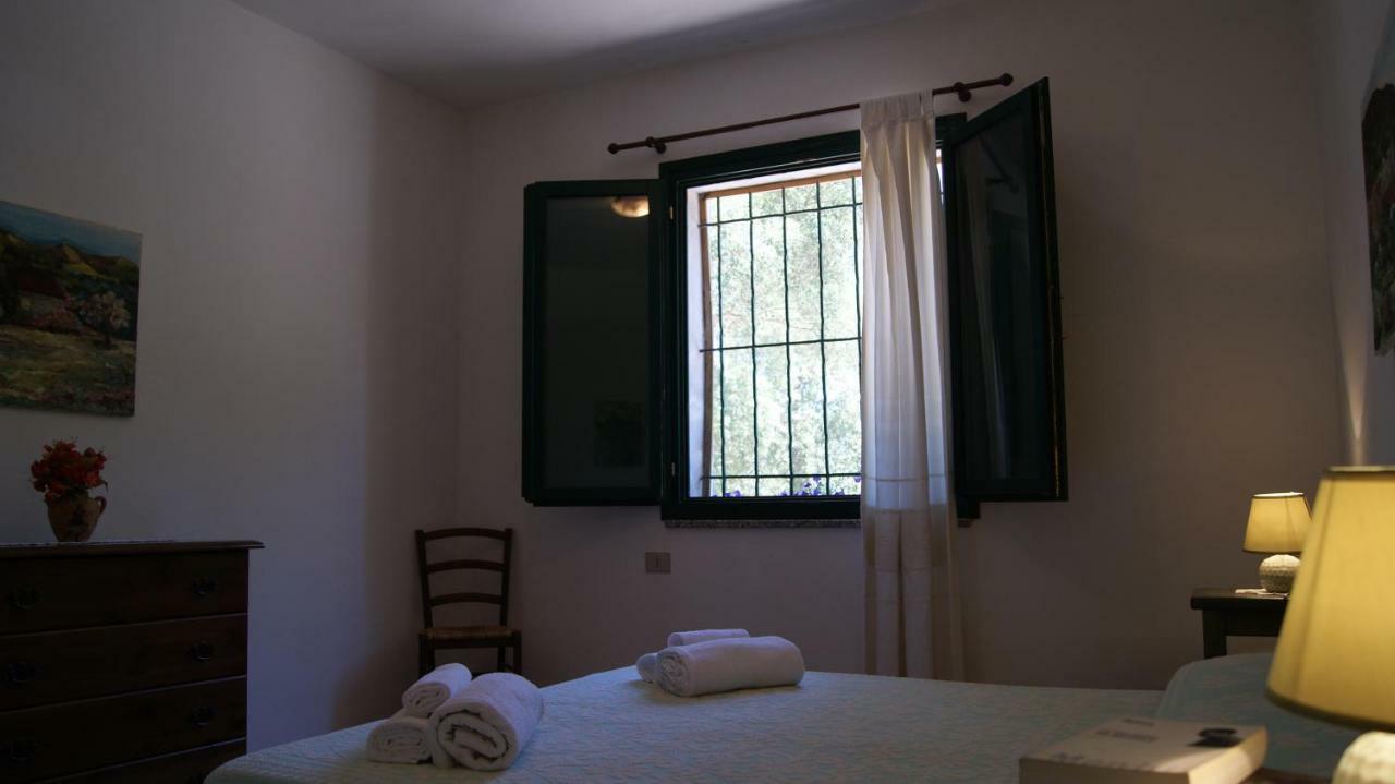 Le Sughere Padru Esterno foto